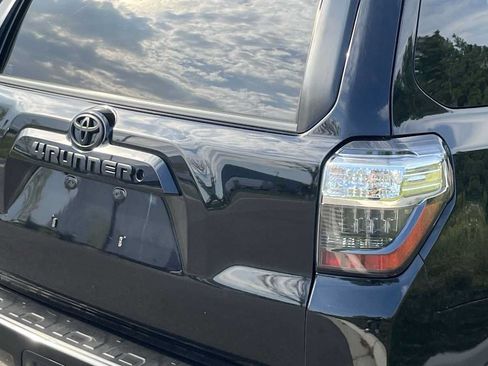 Used 2015 Toyota 4Runner SR5 Premium AWD/4WD image 20