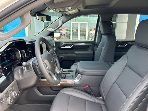 New 2026 Chevrolet Silverado 1500 RST w/ Convenience Package II RWD image 9