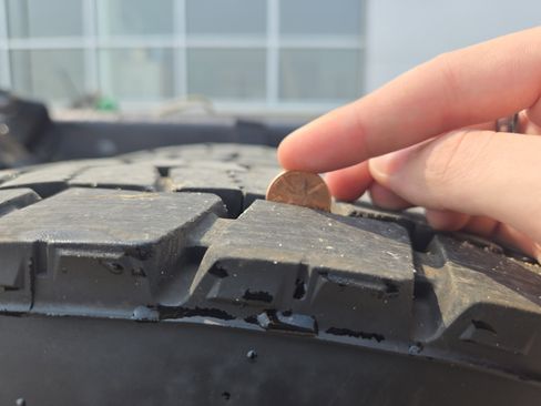 Used 2012 Ford F550 4x4 Regular Cab Super Duty w/ PWR Equipment Group image 13