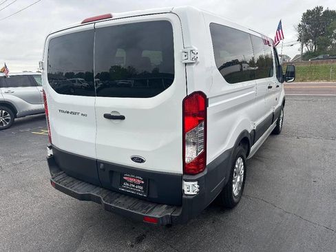 Used 2017 Ford Transit 150 XL image 5