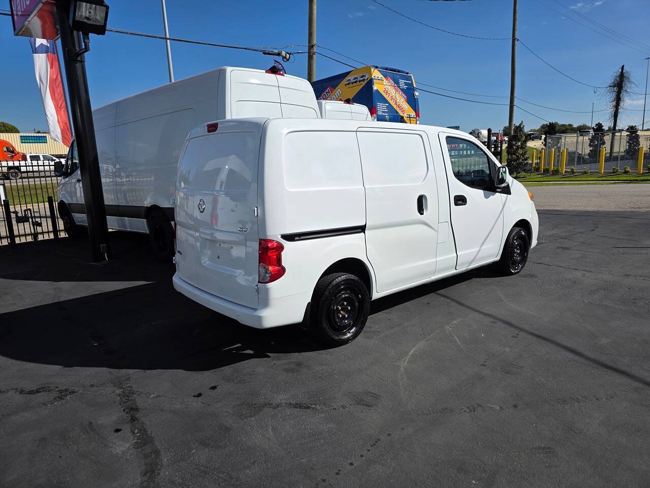 Used 2020 Nissan NV200 SV FWD image 7