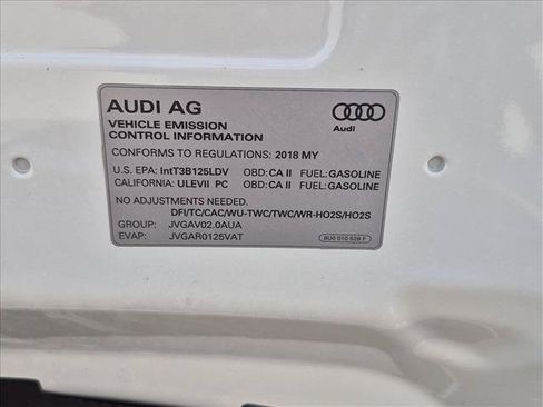 Used 2018 Audi Q3 2.0T Premium w/ Convenience Package FWD image 27