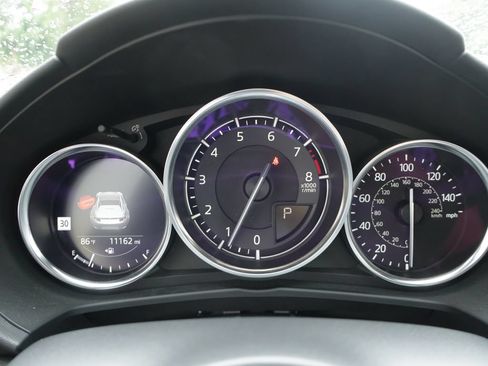 Used 2023 MAZDA MX-5 Miata Grand Touring RWD image 24