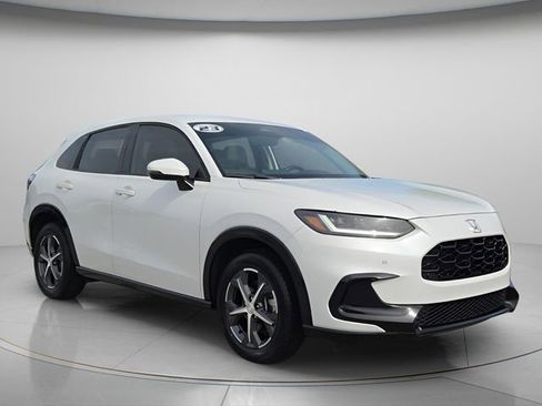 Used 2023 Honda HR-V EX-L image 8