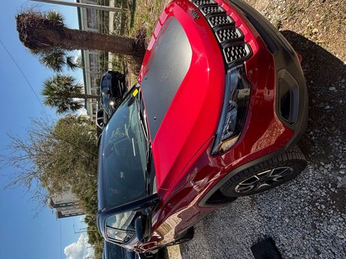 Used 2025 Jeep Compass Trailhawk image 8