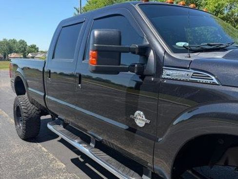 Used 2014 Ford F250 Lariat w/ Lariat Ultimate Package AWD/4WD image 4