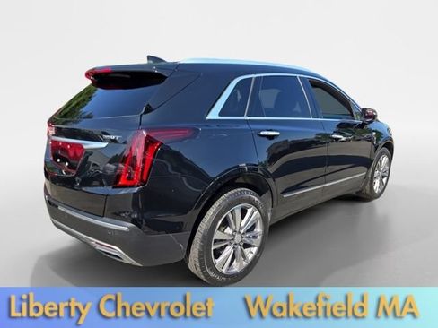 Used 2024 Cadillac XT5 Premium Luxury AWD/4WD image 3