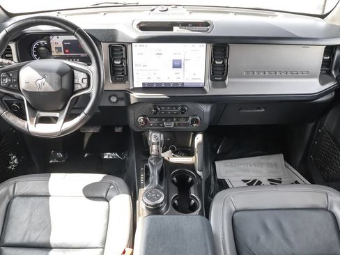 Used 2022 Ford Bronco Outer Banks AWD/4WD image 30