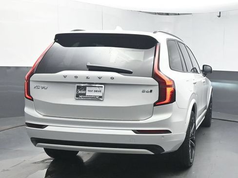 Used 2026 Volvo XC90 B6 Ultra w/ Protection Package Premier AWD/4WD image 7