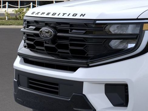 New 2026 Ford Expedition Max Platinum w/ Stealth Appearance Package AWD/4WD image 17