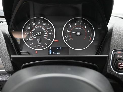 Used 2015 BMW M235i Coupe image 3