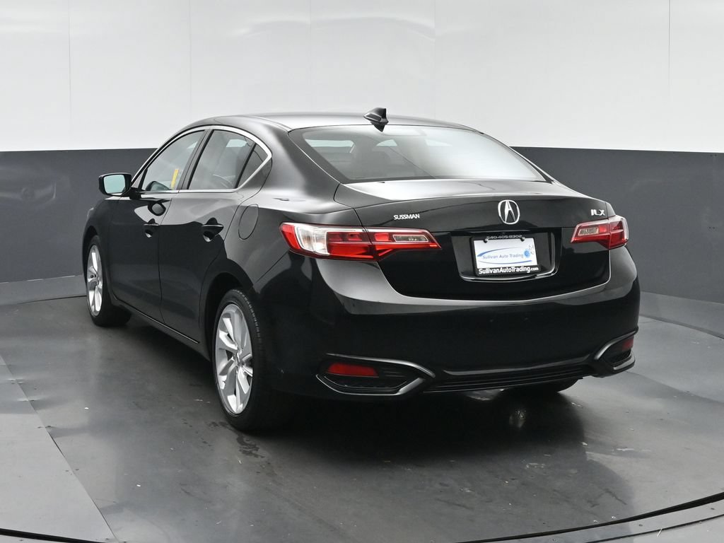 Used 2018 Acura ILX FWD image 5
