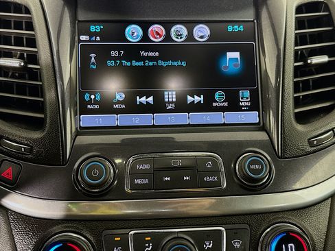 Used 2018 Chevrolet Impala LT FWD image 16