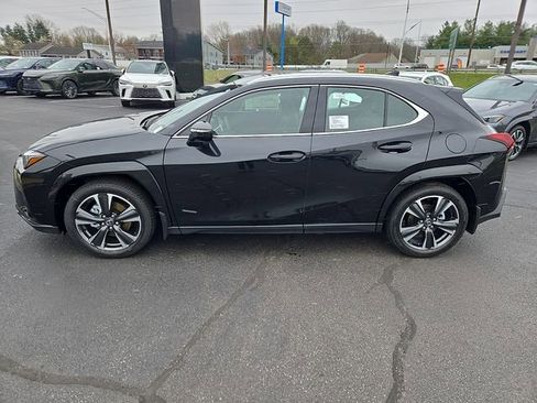 New 2026 Lexus UX 300h AWD image 7