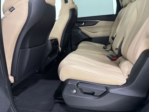 Certified 2023 Acura MDX SH-AWD w/ Advance Package image 17