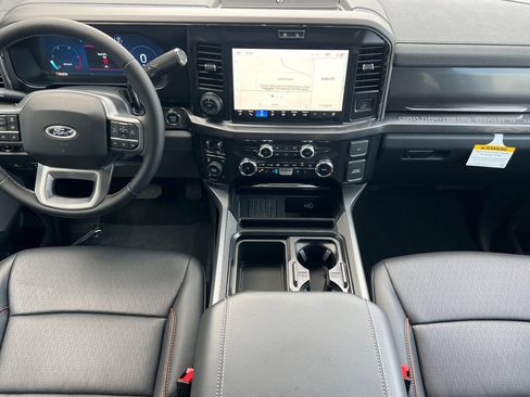 New 2026 Ford F250 Lariat w/ Black Appearance Package AWD/4WD image 11