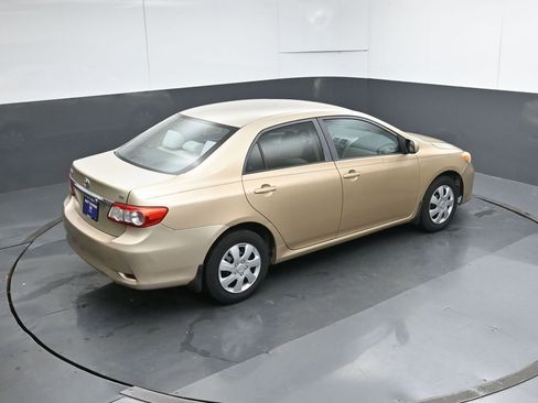 Used 2011 Toyota Corolla LE FWD image 47