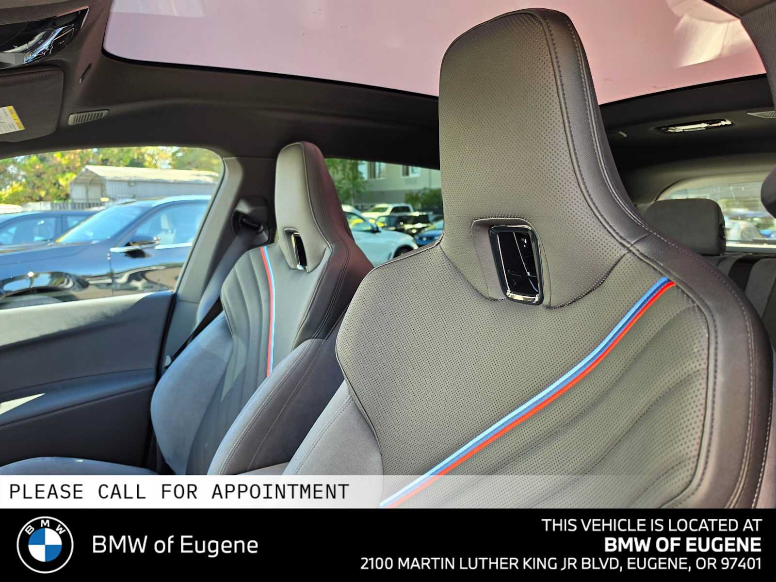Used 2026 BMW iX xDrive45 w/ M Sport Package AWD/4WD image 25