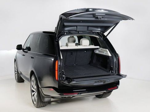 New 2026 Land Rover Range Rover SE AWD/4WD image 30
