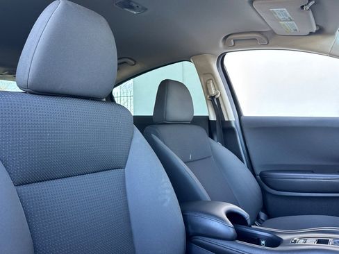 Used 2021 Honda HR-V LX image 30