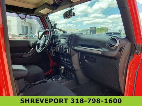 Used 2017 Jeep Wrangler Unlimited Sport w/ Quick Order Package 24S AWD/4WD image 27