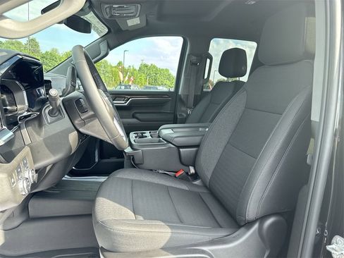 Used 2024 GMC Sierra 1500 Elevation image 17