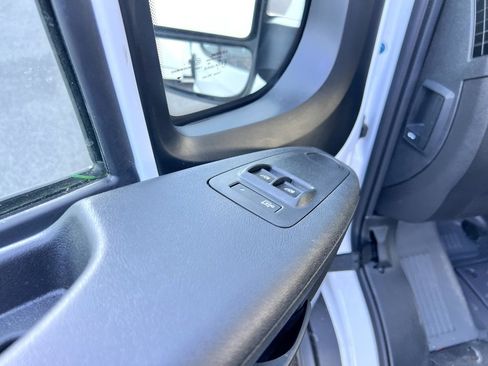 Used 2023 RAM ProMaster 2500 image 19
