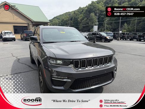 Used 2025 Jeep Grand Cherokee Limited w/ Trailer Tow Package AWD/4WD image 1