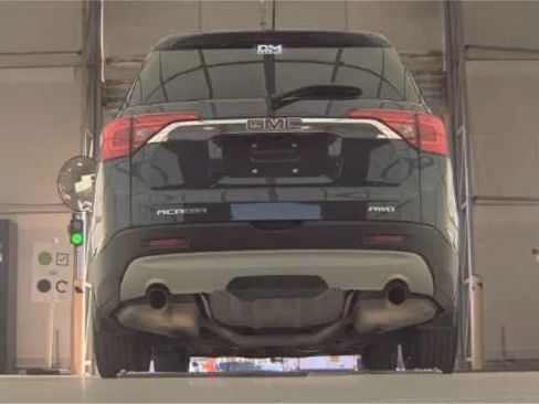 Used 2018 GMC Acadia SLT w/ LPO, Floor Liner Package image 8