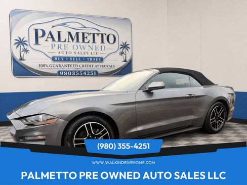 Used 2022 Ford Mustang Premium RWD image 1
