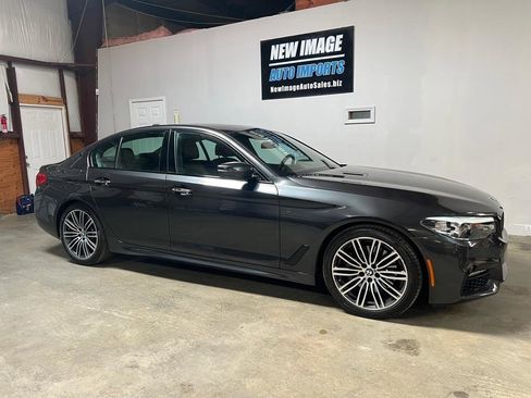 Used 2018 BMW 540i xDrive image 2