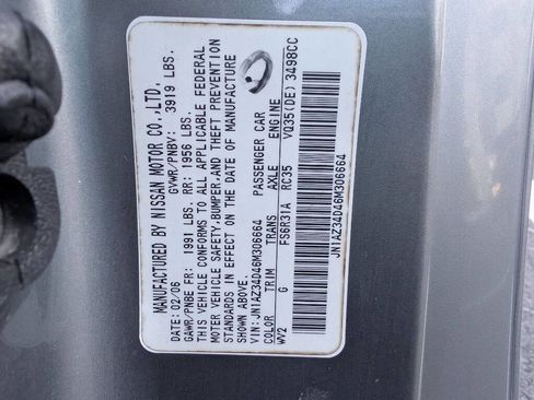 Used 2006 Nissan 350Z Enthusiast w/ (N93) Cargo Convenience Pkg image 34