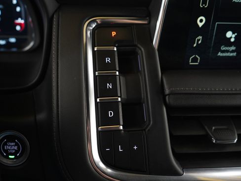 Used 2024 GMC Yukon XL SLE w/ Max Trailering Package image 25