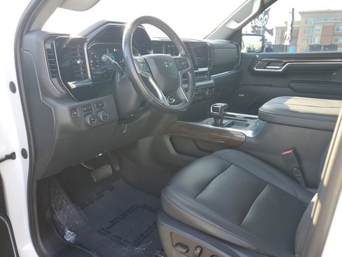 Used 2023 Chevrolet Silverado 1500 RST w/ Redline Edition image 18