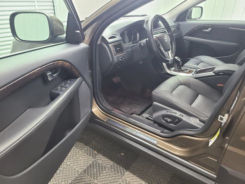 Used 2016 Volvo XC70 T5 Premier w/ Proximity Package AWD/4WD image 21