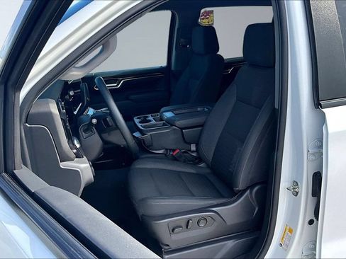 Used 2023 Chevrolet Silverado 1500 LT RWD image 23