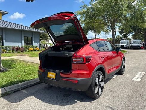 Used 2023 Volvo C40 P8 Recharge Plus AWD/4WD image 18