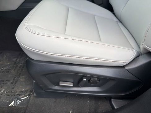 New 2026 Ford Explorer Active w/ Active Comfort Package AWD/4WD image 13