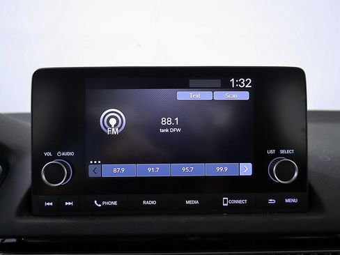 Used 2024 Honda Civic EX image 27