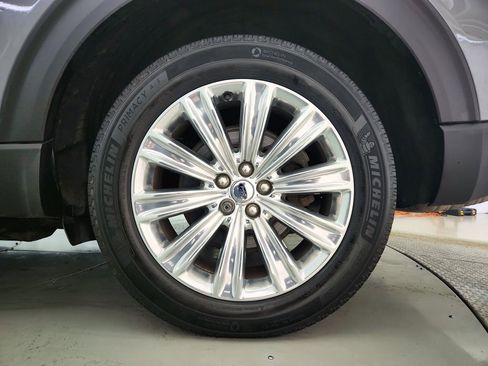 Used 2021 Ford Explorer Limited image 43