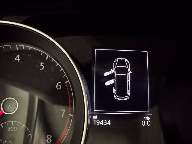Used 2018 Volkswagen Golf Alltrack AWD/4WD image 18