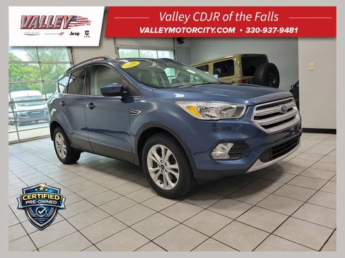 Used 2018 Ford Escape SE AWD/4WD image 1