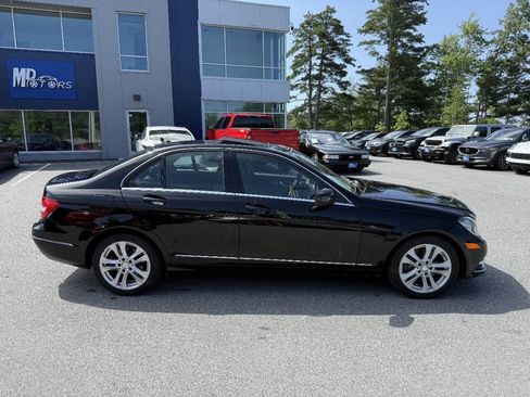 Used 2013 Mercedes-Benz C 300 4MATIC Sedan image 5