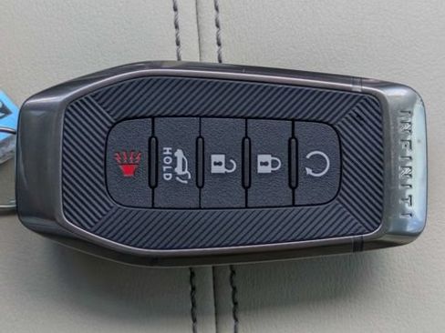 Used 2025 INFINITI QX60 Luxe FWD image 34