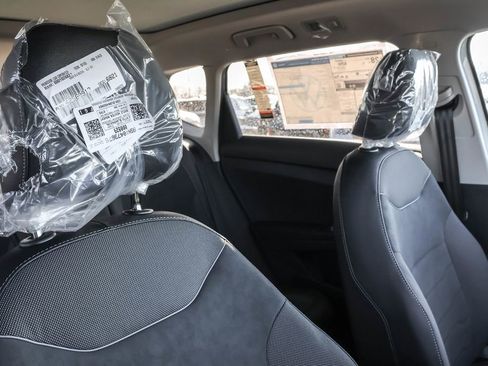 New 2026 Volkswagen Taos SE image 41