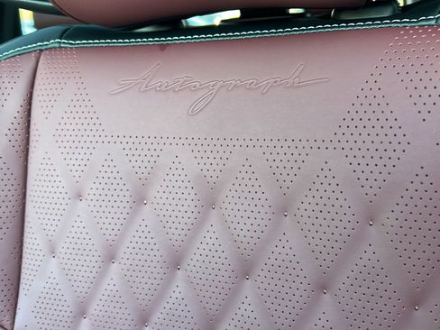 New 2026 INFINITI QX80 Autograph image 32