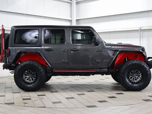 Used 2024 Jeep Wrangler Unlimited Rubicon w/ Convenience Group image 8
