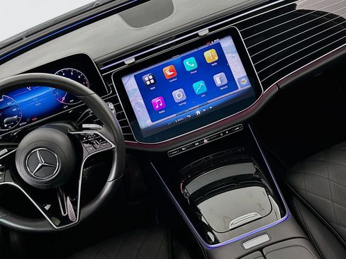 Used 2024 Mercedes-Benz E 350 4MATIC Sedan image 16