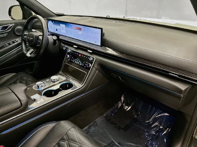 Used 2025 Genesis GV80 3.5T e-SC AWD/4WD image 30