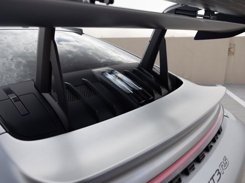 Used 2025 Porsche 911 GT3 RS RWD image 45